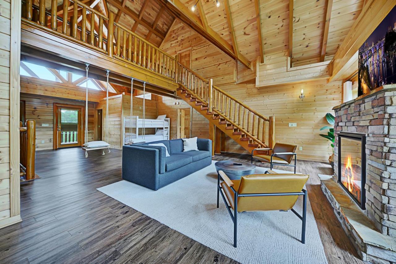 Gorgeous Large Mountain View Cabin W Hot Tub, Free Wifi, Games Villa Sevierville Exterior foto